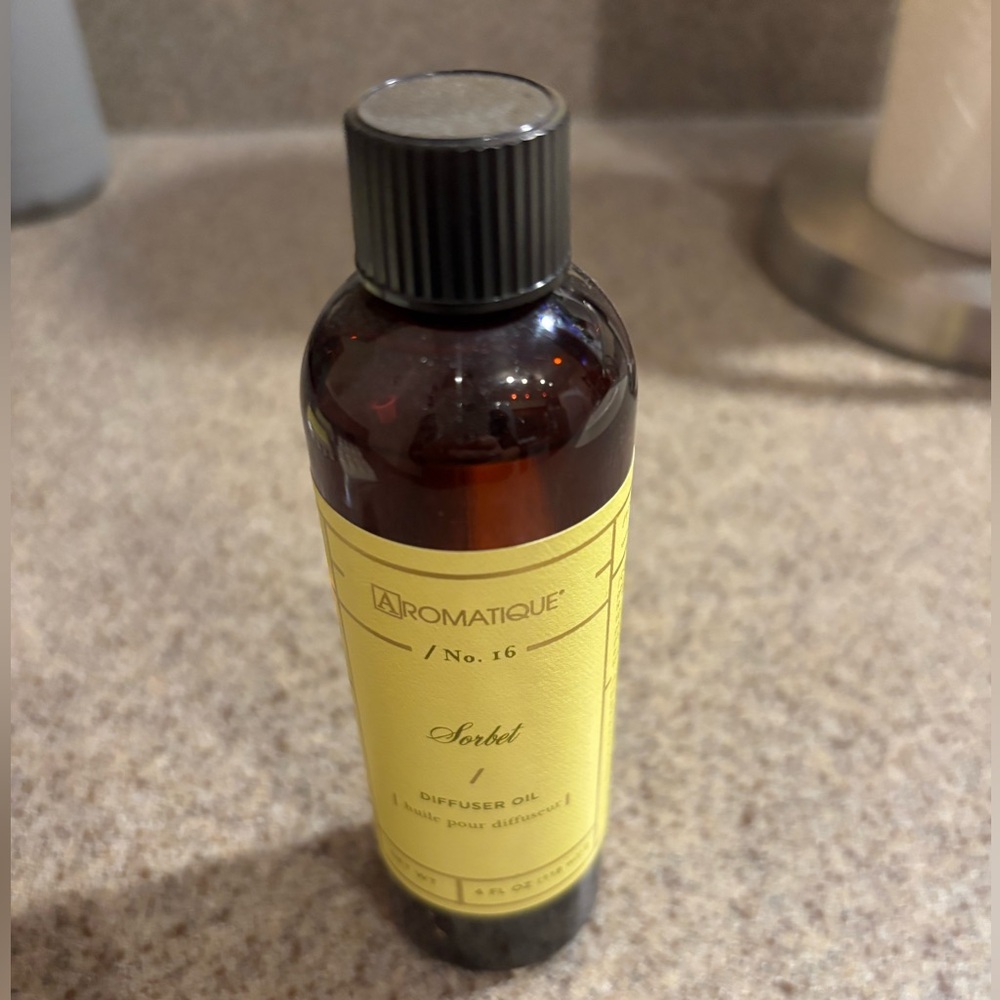 Aromatique Sorbet 4 fl oz diffuser Oil